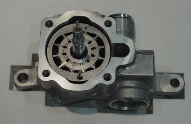 A/Tオイルポンプフロントボディ