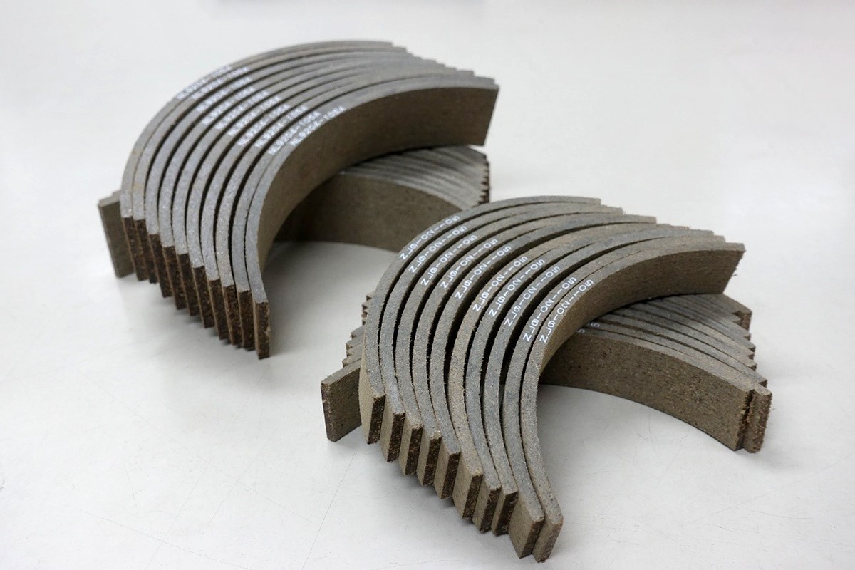 ブレーキライニング