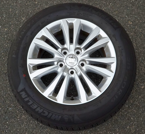 軽合金ホイール