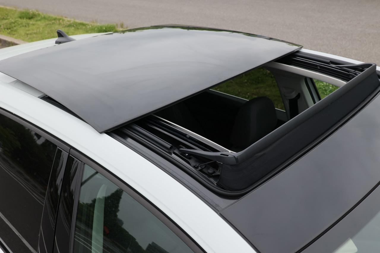 スライディングルーフ