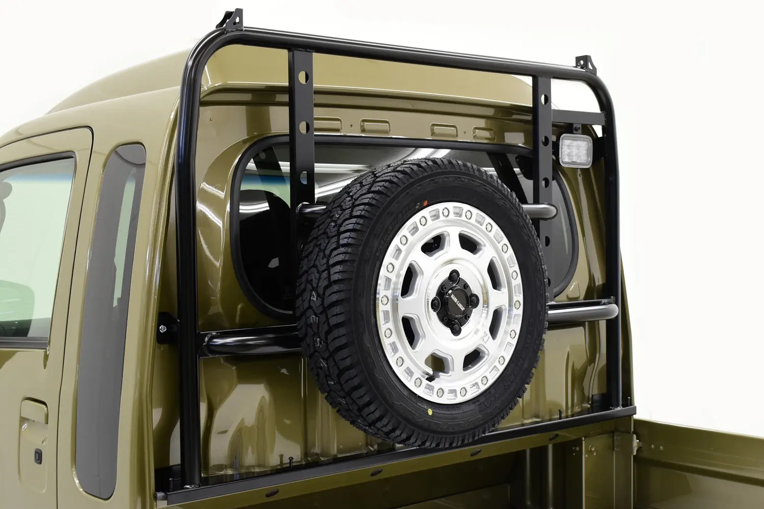 タイヤキャリア